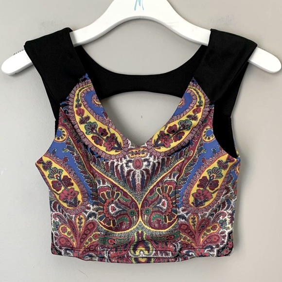 Bebe size XS Deja Vu Paisley crop top - Picture 8 of 12